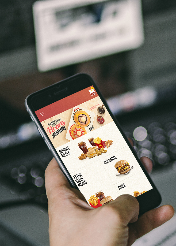 Get your Big Mac in 3 taps. A total design overhaul on its predecessor, our mission for the McDelivery Singapore mobile app was to create the unstoppable desire in the consumers' hearts to order their favourites from McDonald's in a jiffy.

<strong>*This version of McDelivery app is no longer in the app store and has been replaced by McDonald's global app. :( </strong>